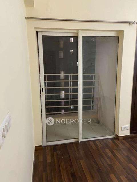 2 BHK Flat In Paras Tierea For Sale  In Sector 137