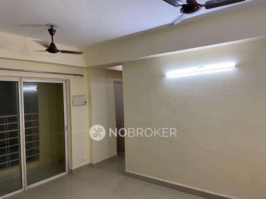 2 BHK Flat In Paras Tierea For Sale  In Sector 137