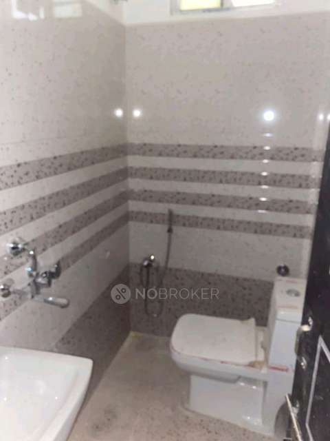 3 BHK Flat In Madina Aracade  For Sale  In University View Colony