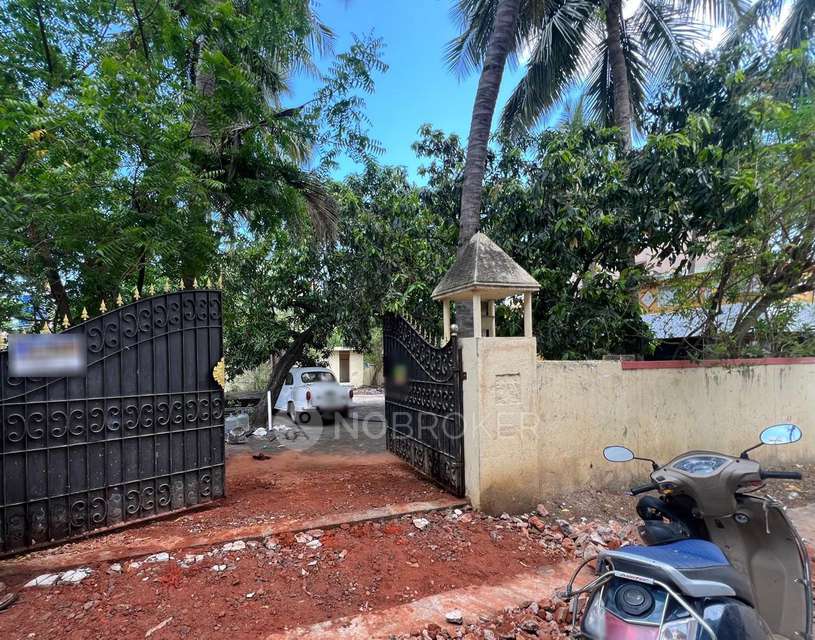 Godown/Warehouse in Perumbakkam, Chennai for Rent 