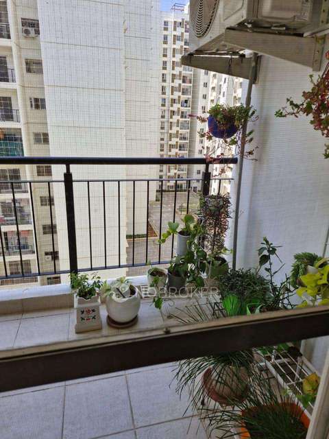 2 BHK Flat In Riva Clubhouse, Tata New Haven For Sale  In  Kanva Garden City,