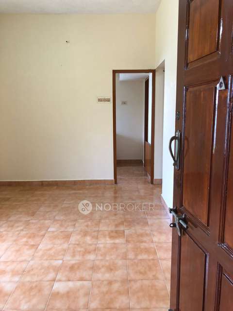 4+ BHK House For Sale  In   Velachery