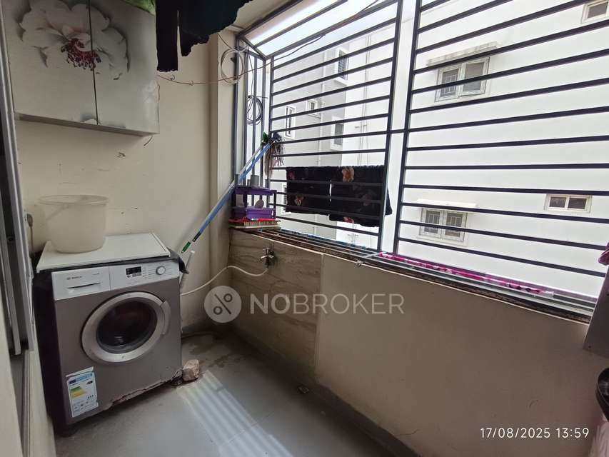 2 BHK Flat In Brundhavan Apartment  For Sale  In  Bandlaguda Jagir