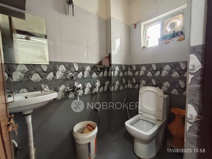 2 BHK Flat In Brundhavan Apartment  For Sale  In  Bandlaguda Jagir