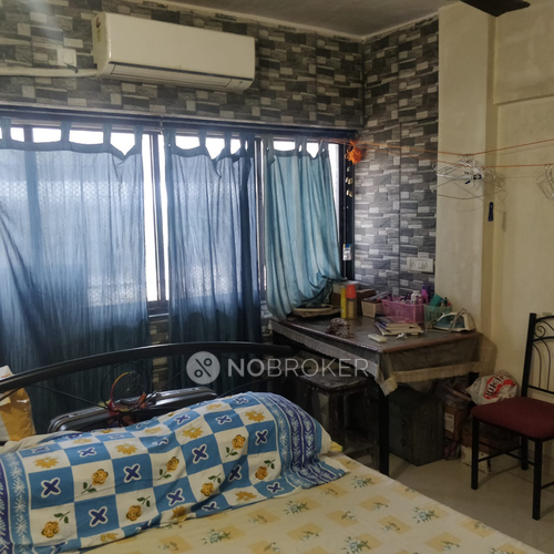 Apartment Goregaon East Rent WITHOUT BROKERAGE Fully furnished 1 RK