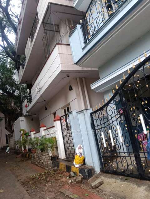 PG for Girls in Btm Layout