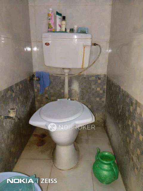 2 BHK Flat For Sale  In Okhla