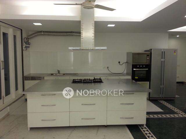 4 BHK Flat In Standalone Building  For Sale  In Vasant Kunj