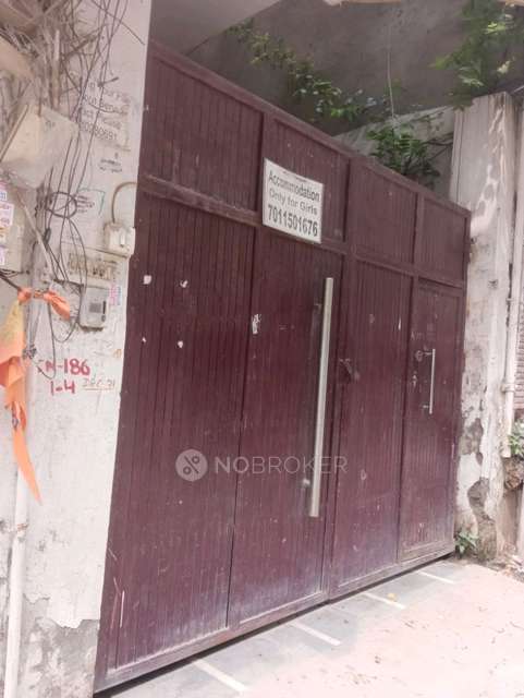 PG for Girls in Laxmi Nagar