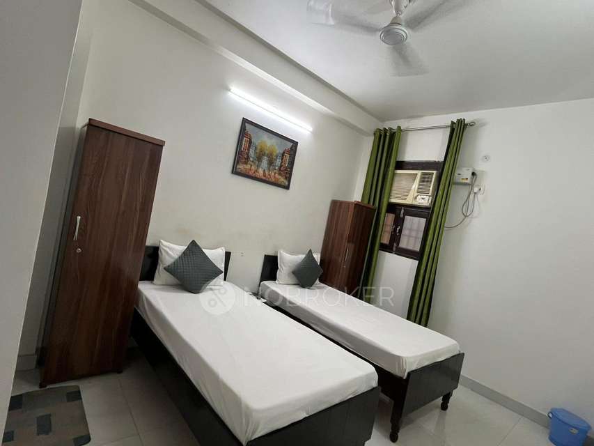 PG for Boys in Sector-45