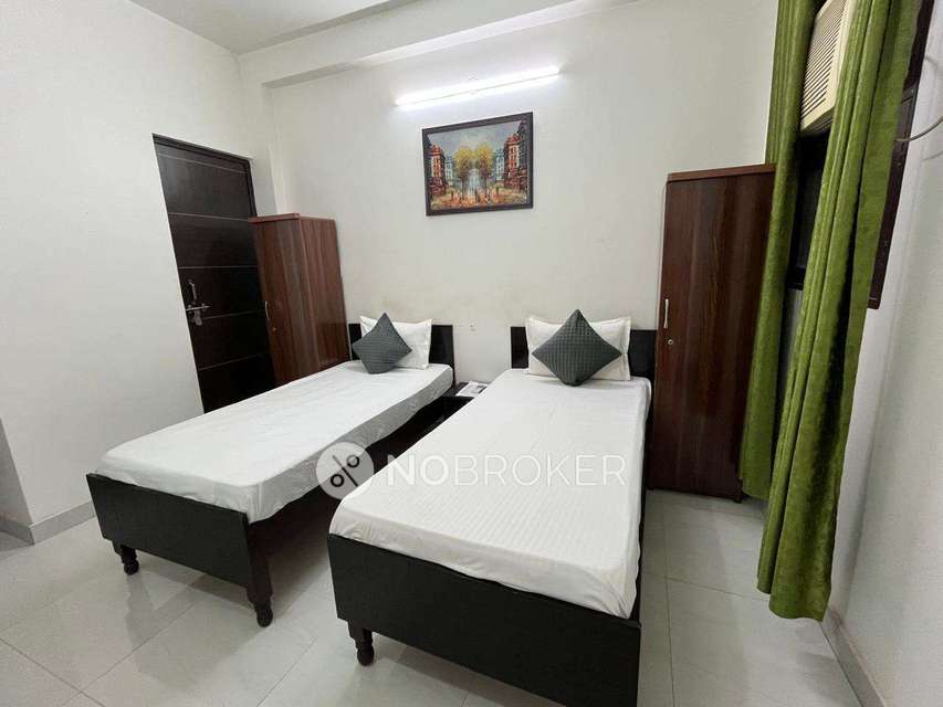 PG for Boys in Sector-45