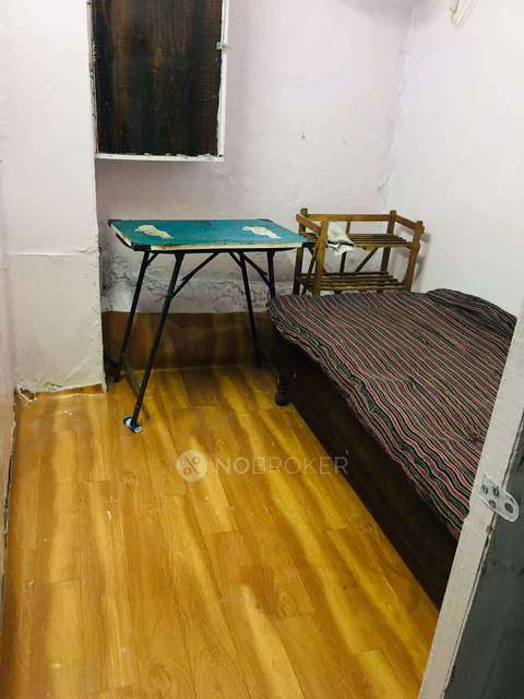 PG for Girls in Mukherjee Nagar