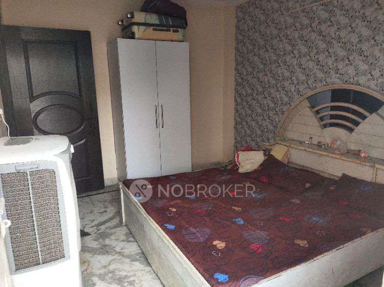 2 BHK Flat for Rent  In Dwarka Mor