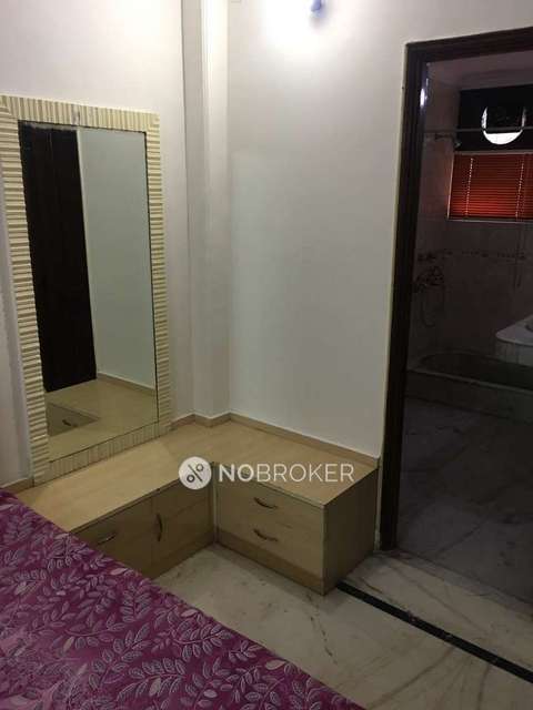 PG for Girls in Karol Bagh