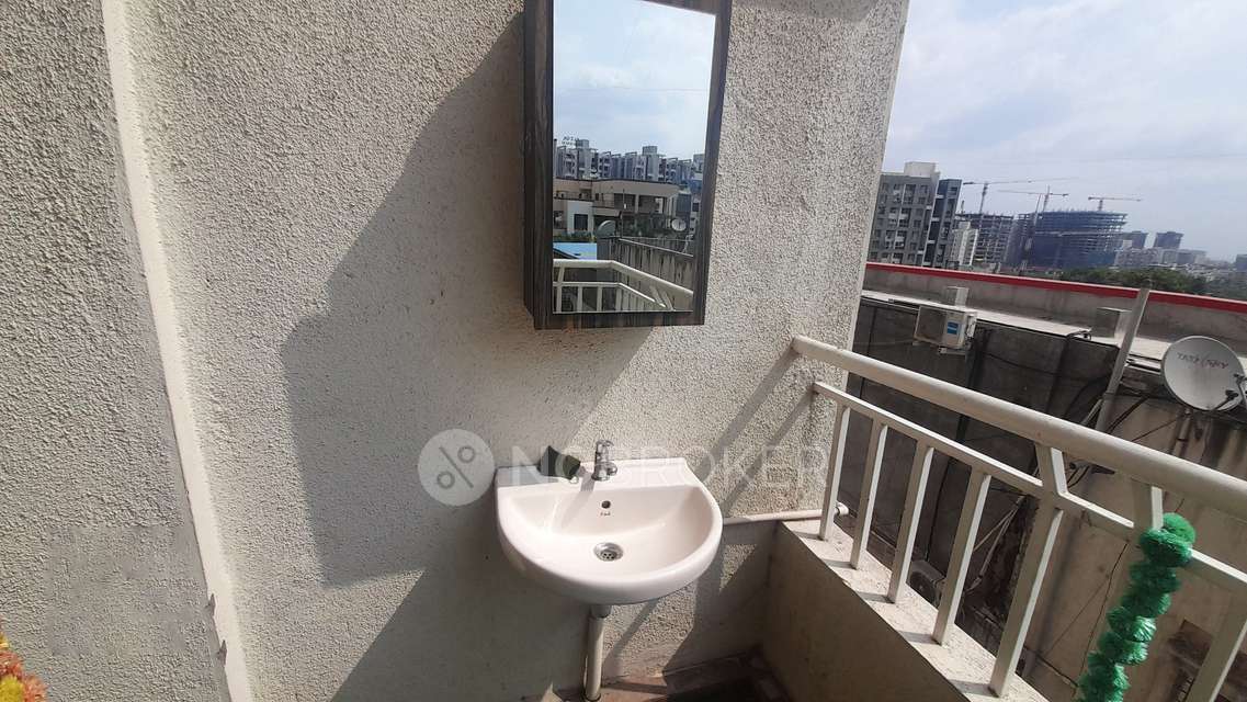 2 BHK Flat In Geeta Gold Fusion, Kharadi for Rent  In Kharadi