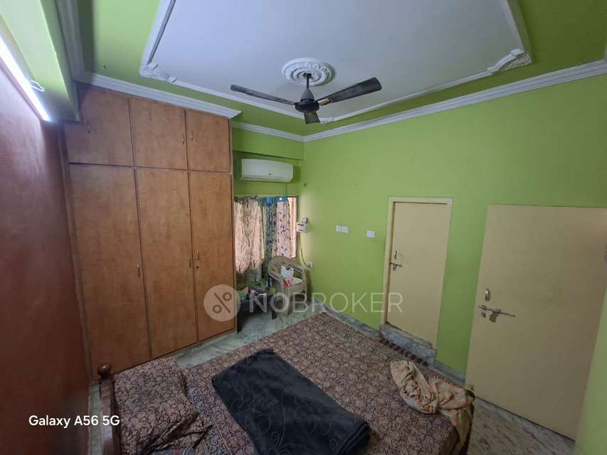 2 BHK Flat In Vasudha Apartment For Sale  In Suchitra X Roads