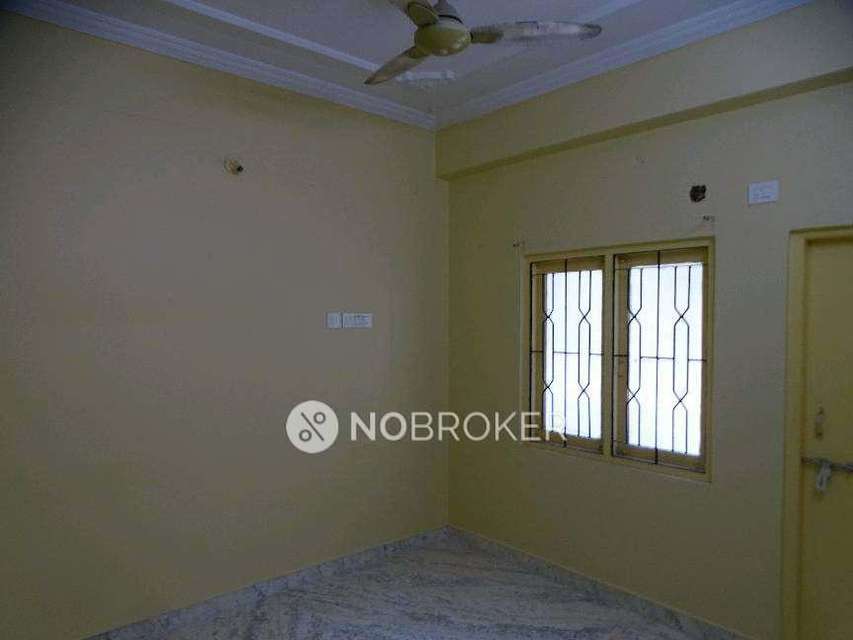 2 BHK Flat In Vasudha Apartment For Sale  In Suchitra X Roads