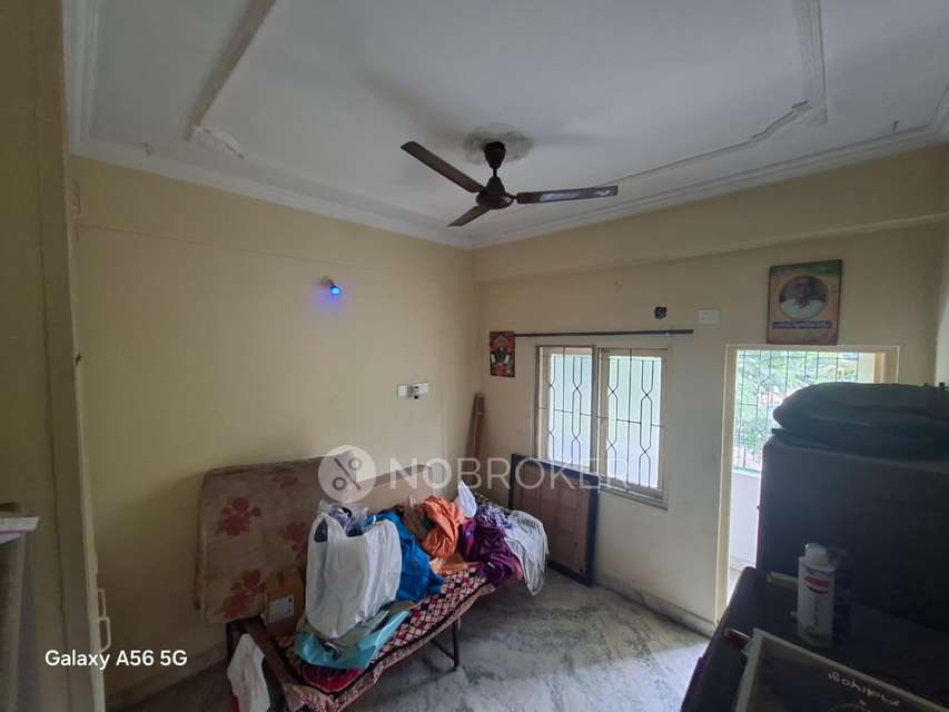 2 BHK Flat In Vasudha Apartment For Sale  In Suchitra X Roads