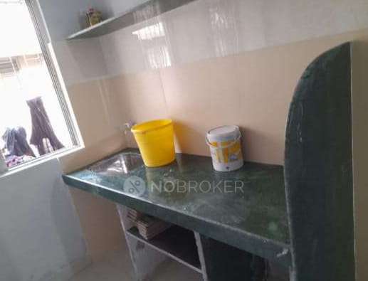 1 RK Flat In Trimurty Scoiety  For Sale  In Khar Danda