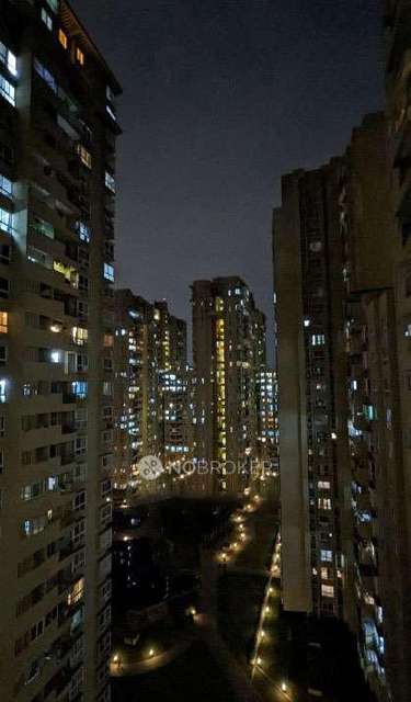 2 BHK Flat In Bhartiya Nikoo Homes, Thanisandra Main Road For Sale  In Thanisandra Main Road