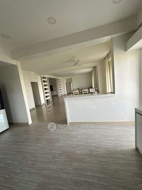 3 BHK Flat In Western Plaza For Sale  In Manikonda