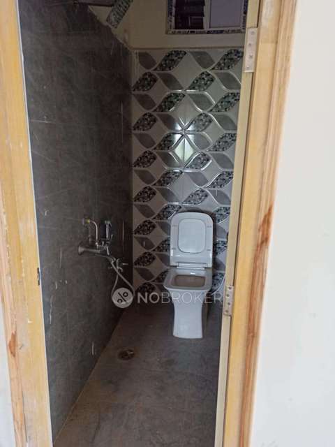 2 BHK Flat In Galaxy View Manikonda For Sale  In ,brahim Bagh