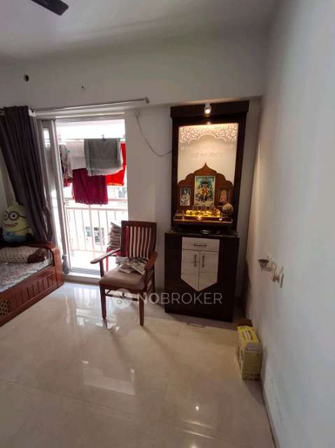2 BHK Flat In Atlantis Society Panchpakhadi For Sale  In Atlantis Society Panchpakhadi