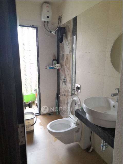 2 BHK Flat In Atlantis Society Panchpakhadi For Sale  In Atlantis Society Panchpakhadi