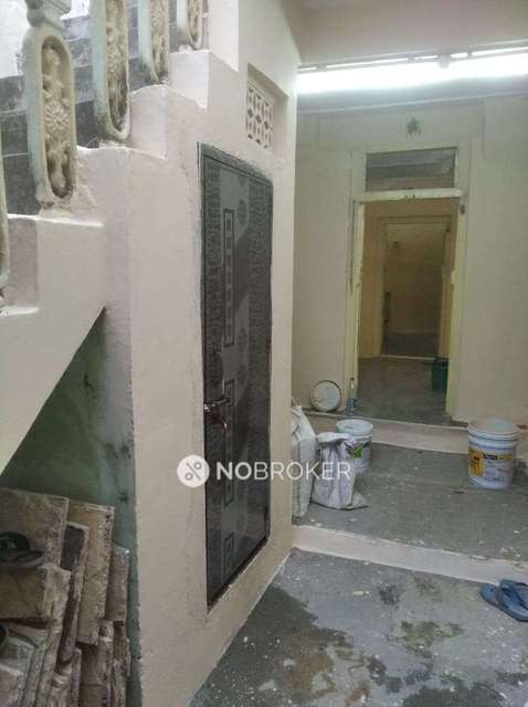 Godown/Warehouse in Nampally, Hyderabad for Rent 