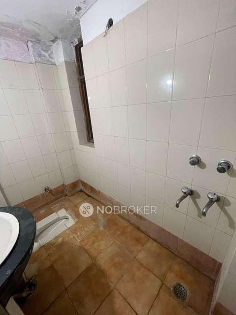 3 BHK Flat In Dda Rohini Heights For Sale  In Rohini