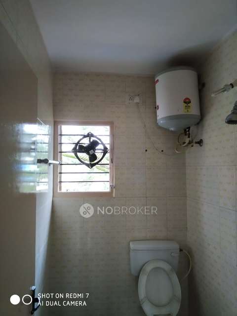 2 BHK Flat In Ramaraju Nilaya For Sale  In Malleshwaram