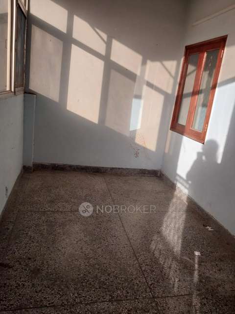 2 BHK Flat In Dda Pocket I, Dilshad Garden For Sale  In Dilshad Garden