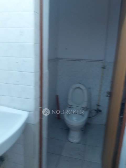 2 BHK Flat In Dda Pocket I, Dilshad Garden For Sale  In Dilshad Garden