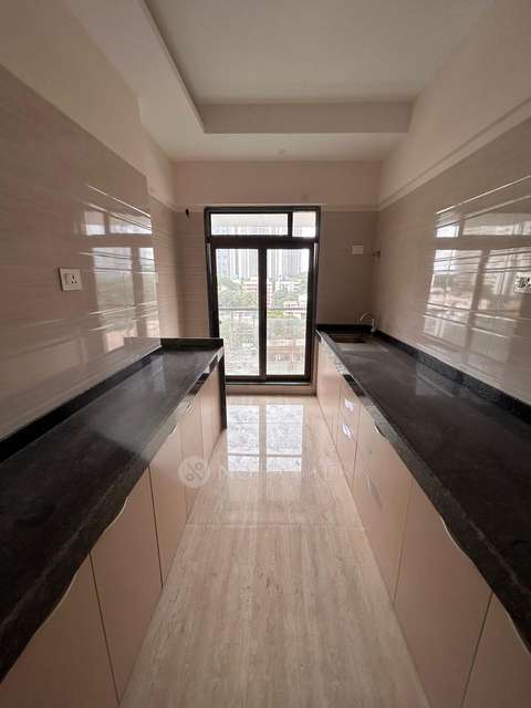 2 BHK Flat In Je And Vee Om Trimurti For Sale  In Malad East