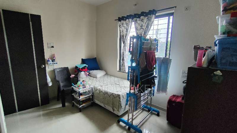 2 BHK Flat In Polite Paradise For Sale  In Dhanori