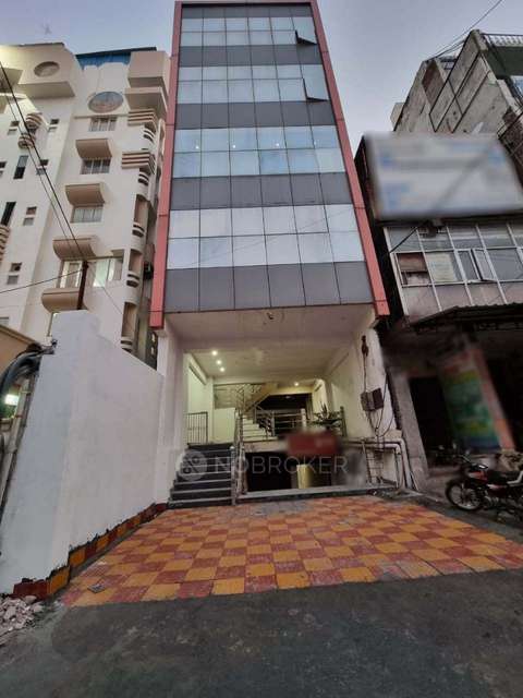 Shop in Sector 27, Noida for Rent 