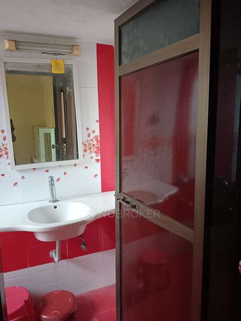 2 BHK Flat In Raheja Complex, Malad East For Sale  In Malad East