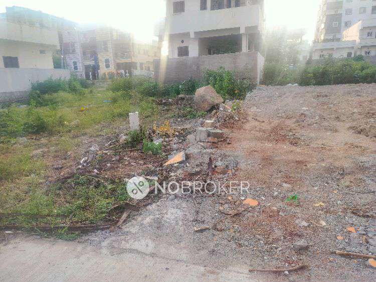 Plot For Sale  In Spice Vesion  In Gajularamaram
