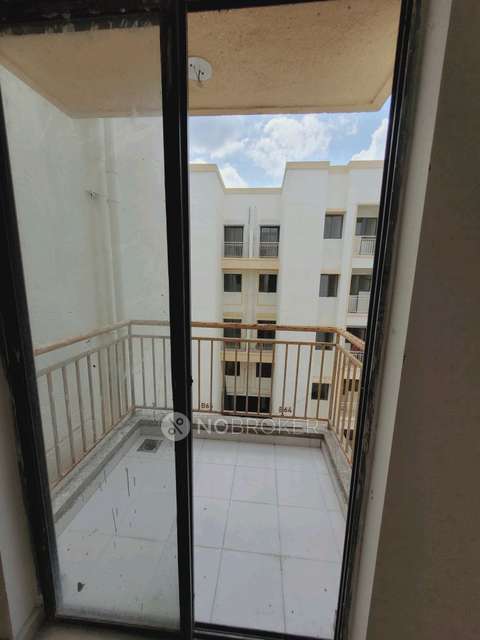 2 BHK Flat In Peninsula Address One Phase 5 For Sale  In Ravet,