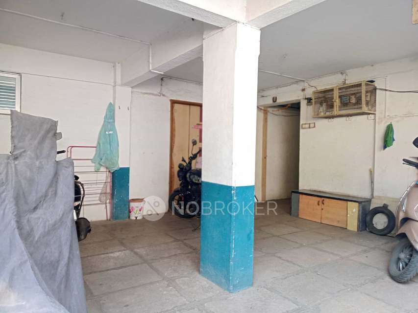 2 BHK Flat For Sale  In Bhawani Peth