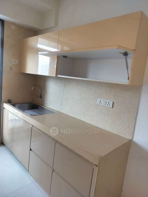 2 BHK Flat In Ashwin Sheth Avalon For Sale  In Thane West