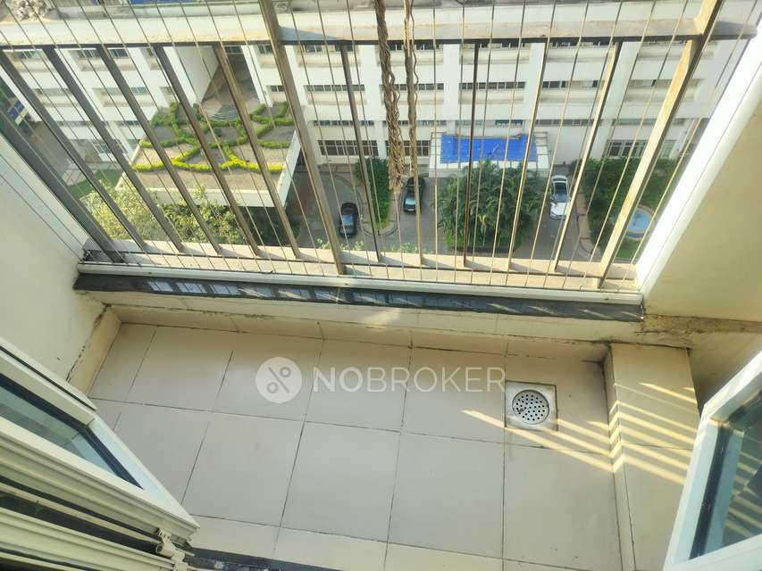 2 BHK Flat In Ashwin Sheth Avalon For Sale  In Thane West