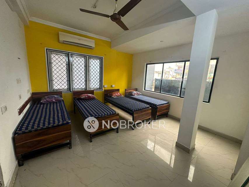 PG for Boys in Karapakkam