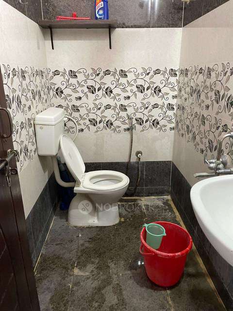 2 BHK Flat In Surya Praide For Sale  In Kukatpally