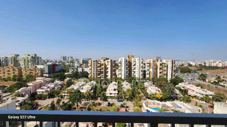 Single Room for Female In 2 BHK  In Aswanis Galaxy Near Pick City Wakad In Wakad