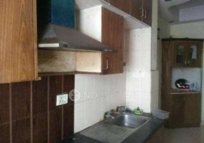 2 BHK Flat In Bankey Bihari Kunj For Sale  In Shalimar Garden 