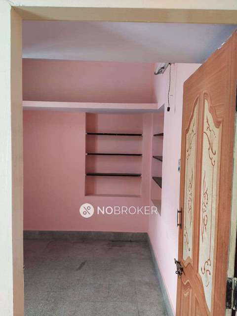 4+ BHK Flat In Standalone Building  For Sale  In Guttahalli