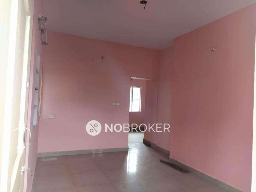 4+ BHK Flat In Standalone Building  For Sale  In Guttahalli