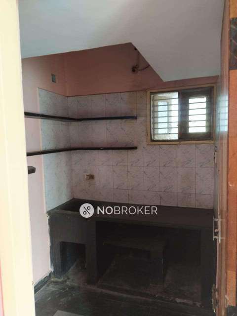4+ BHK Flat In Standalone Building  For Sale  In Guttahalli