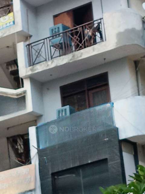 PG for Girls in Sector 15